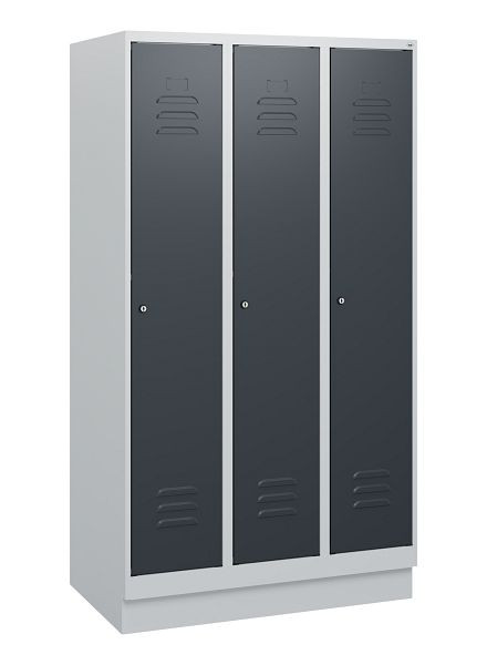 C+P Umkleidespind Classic PLUS, Sockel, 3 Abteile, 1630x900x500mm, 7035/7016, Zylinderschlösser, 0800205-30 S10023