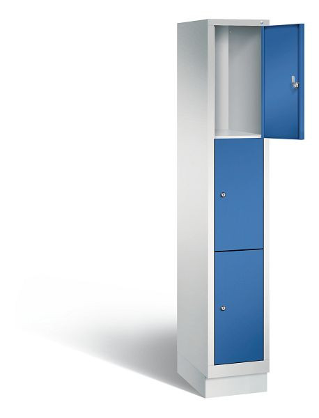 C+P Schließfachschrank Evolo, H1800xB320xT500mm, Farbe: Lichtgrau / Enzianblau, 48020-103 S10056