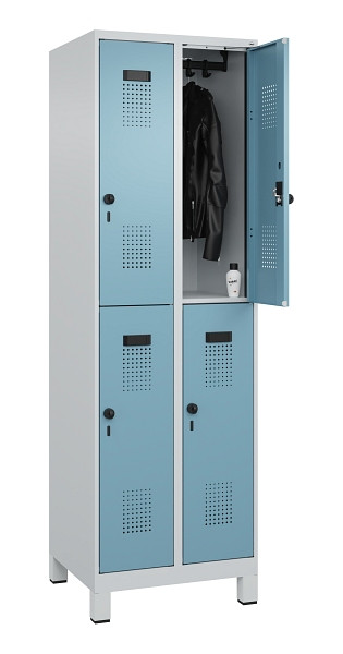 C+P Doppelstöckiger Spind Evolo PLUS, mit Füßen, 4 Fächer, 1950x600x500mm, 7035, 2406015 RDS Architekturblau, Drehriegel, 049310-20 S10009