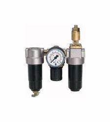 Riegler Wartungseinheit, dreiteilig mit Metallbehälter und Manometer, Tropfaufsatz aus Metall, 100803