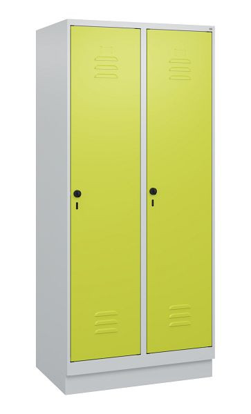 C+P Umkleidespind Classic PLUS mit Mitteltrennwand, Sockel, 2 Abteile, 1800x800x500mm, 7035/0024, Drehriegel, 0800207-22F S10010