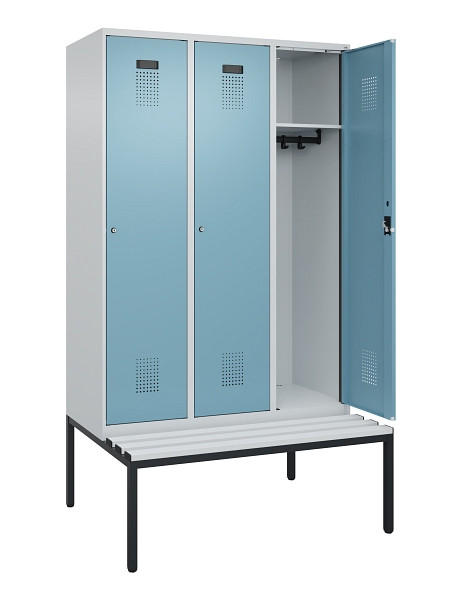 C+P Spind Evolo PLUS, 3 Abteile, 2120x1200x815mm, 7035/0010, Haken 4, Zylinderschloss, Sitzfläche Kunststoff, Sitzbank, 0490507-32 S10090