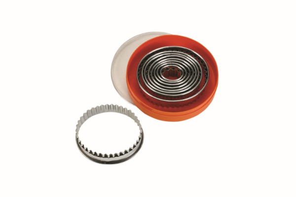 Schneider Ausstechersatz oval gezackt 9-teilig, Edelstahl, Materialstärke: 0,4, 0,5 mm, 199506