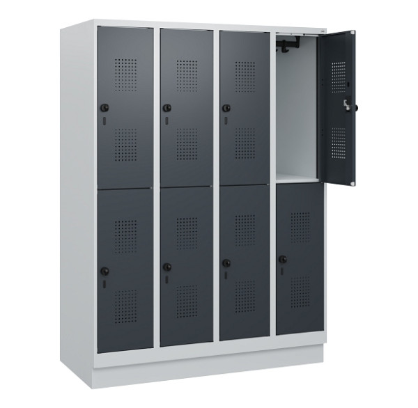 C+P Doppelstöckiger Spind Evolo PLUS, Sockel, 8 Fächer, 1630x1200x500mm, 7035/70, RAL 7016 Anthrazitgrau, Drehriegel, 0493205-40 S10012