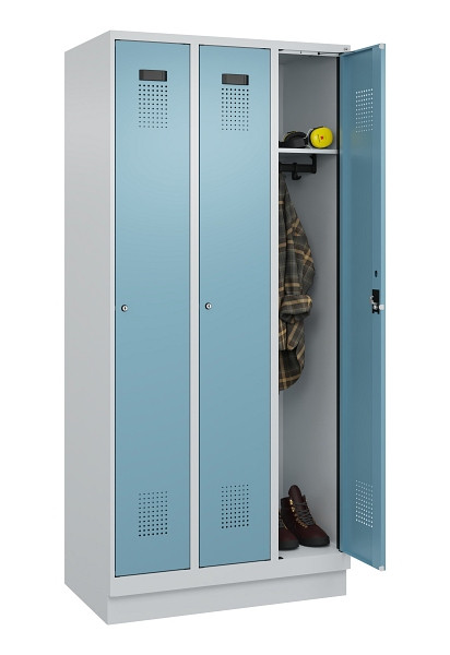 C+P Spind Evolo PLUS, mit Sockel, 3 Abteile, 1950x900x500mm, 7035/0010, Verschluss Zylinderschloss, Ablageböden 3, 049020-30 S10036