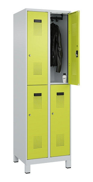 C+P Doppelstöckiger Spind Evolo PLUS, mit Füßen, 4 Fächer, 1950x600x500mm, 7035, Frontfarbe 1108060 RDS Clowngrün, Zylinderschloss, 049310-20 S10042