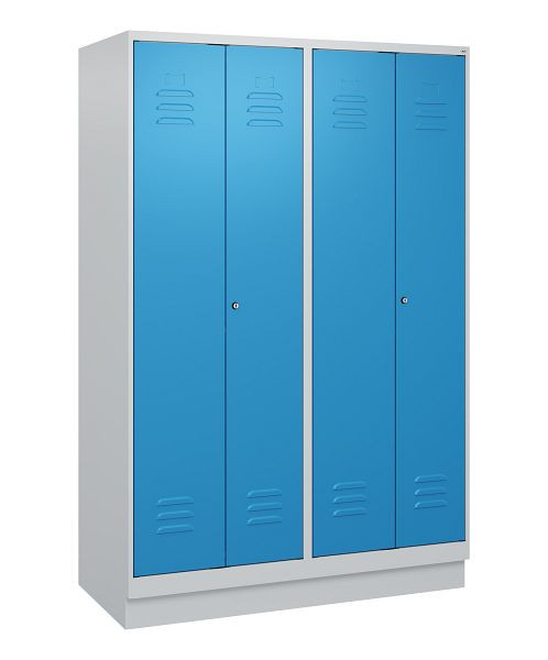C+P Umkleidespind Classic PLUS, Doppel-Spind, Sockel, 4 Abteile, 1800x1200x500mm, 7035/5012, Zylinderschlösser, 0800227-40P S10019
