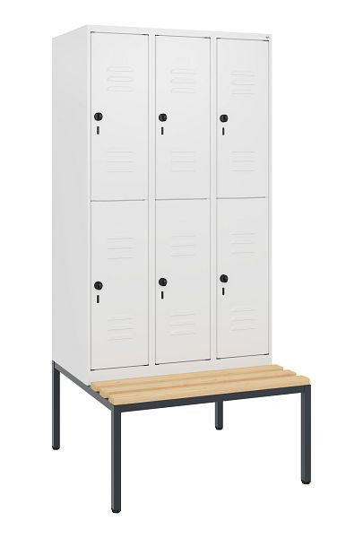 C+P Doppelstöckiger Spind Classic PLUS, 3 Abteile, 1950x900x815mm, 9016/9016, Drehriegel, Buche-Sitzleisten, mit untergebauter Sitzbank, 0803505-30 S10014