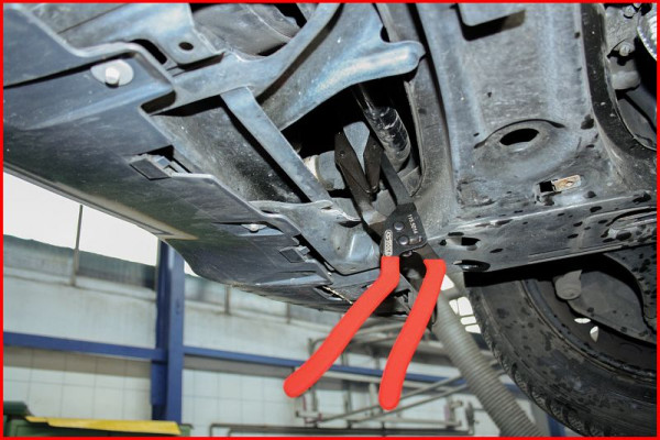 KS Tools Stufenloser Schlauch-Abklemm-Zangen-Satz, abgewinkelt, 3-teilig, 115.5010