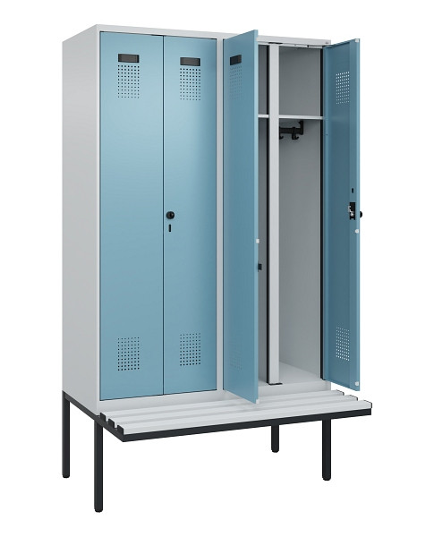 C+P Schwarz-Weiß-Spind Evolo PLUS, Bank, 4 Abteile, 2120x1200x815mm, 7035/0010, Drehriegel, Material Sitzfläche Kunststoff, 0490427-40 S10063