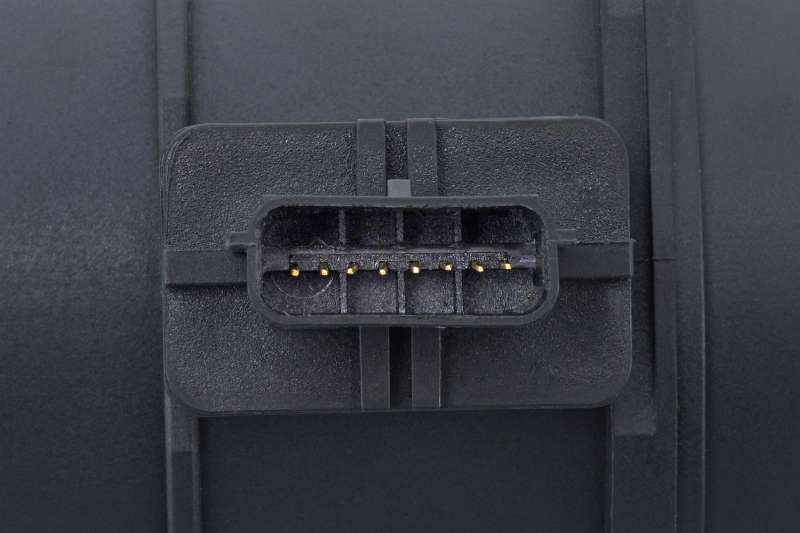 HELLA Luftmassenmesser 8ET 358 095-221 - 4-polig Für Volvo V60