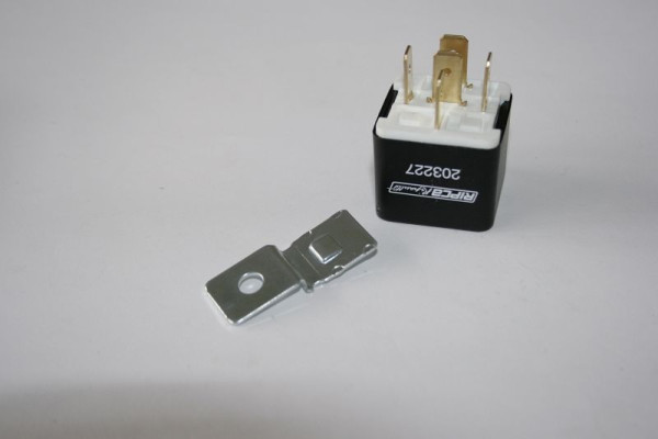 ELMAG Relais 12 Volt für Stromerzeuger, mit Flachsteckkontakten, 9503350
