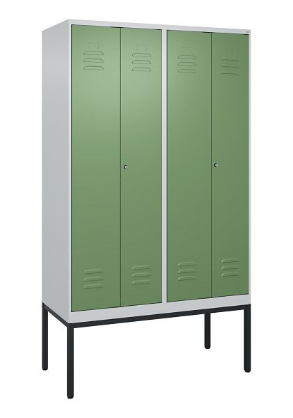 C+P Umkleidespind Classic PLUS SW, Gestell, 4 Abteile, 2120x1200x500mm, 7035/6011, Zylinderschlösser, 0800327-40 S10021