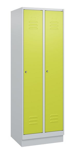 C+P Umkleidespind Classic PLUS, Sockel, 2 Abteile, 1800x600x500mm, 7035/0024, Zylinderschlösser, 0800207-20 S10025