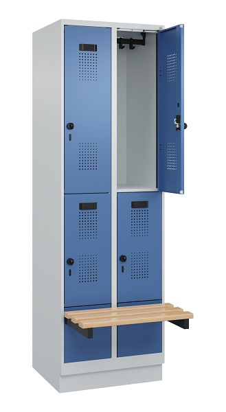 C+P Doppelstock-Spind Evolo PLUS, Bank, 4 Fächer, 1950x600x815mm, 7035/5023, Drehriegel, Sitzfläche Buche-Hartholz, mit Sockel, 049340-20 S10008