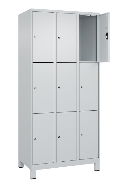 C+P Schließfachschrank Evolo PLUS, mit Füßen, 9 Fächer, 1950x900x500mm, 7035/70, Frontfarbe RAL 7035 Lichtgrau, 049010-303 S10013