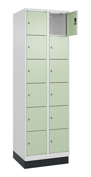 C+P Schließfachschrank Evolo PLUS, mit Sockel, 12 Fächer, 1950x600x500mm, 9016/6, 049020-206 S10019