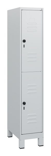 C+P Doppelstöckiger Spind Classic PLUS, Füße, 1630x300x500mm, 7035/7035, Drehriegel, 0803105-10 S10009