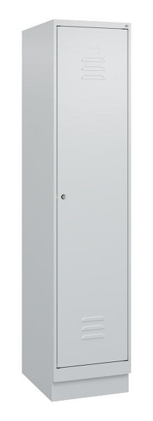 C+P Umkleidespind Classic PLUS mit Mitteltrennwand, Sockel, 1800x400x500mm, 7035/7035, Zylinderschloss, 0800207-12F S10024