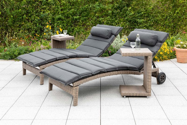 Merxx 4-teilig Andalusia Set, 2 Liege, besonders breite Liegefläche, inkl. Auflage und Kissen, 2 Besteilltische 42 x 33 x 64 cm, grau, 50449-273