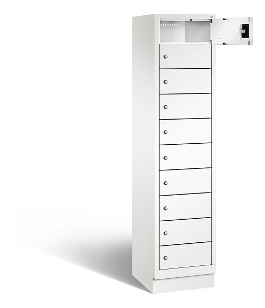 C+P Schließfachschrank Evolo, H1850xB420xT500mm, Farbe: Verkehrsweiß, mit Steckdosenleiste, 48020-1210 S10165
