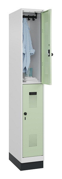 C+P Doppelstöckiger Spind Evolo PLUS, mit Sockel, 2 Fächer, 1950x300x500mm, 9016, Frontfarbe RAL 6019 Weissgrün, Drehriegel, 049320-10 S10019