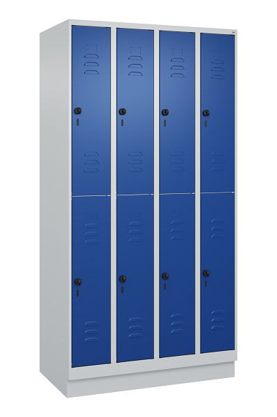 C+P Doppelstöckiger Spind Classic PLUS, Sockel, 4 Abteile, 1950x1000x500mm, 7035/5010, Drehriegel, 080320-49 S10003