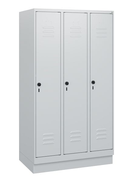 C+P Umkleidespind Classic PLUS, Sockel, 3 Abteile, 1630x900x500mm, 7035/7035, Drehriegel, 0800205-30 S10009