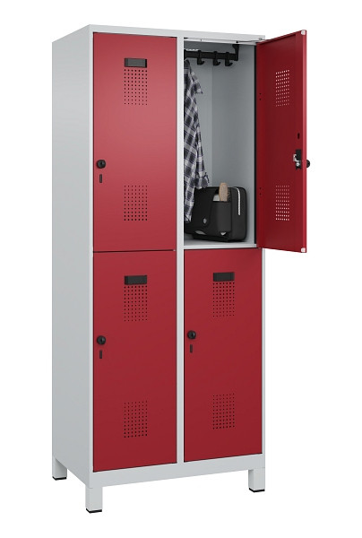 C+P Doppelstöckiger Spind Evolo PLUS, mit Füßen, 4 Fächer, 1950x800x500mm, 7035, Frontfarbe RAL 3003 Rubinrot, Drehriegel, 049310-22 S10004