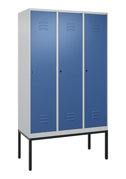 C+P Umkleidespind Classic PLUS mit Mitteltrennwand, Gestell, 3 Abteile, 2120x1200x500mm, 7035/5023, Zylinderschlösser, 0800307-32F S10020