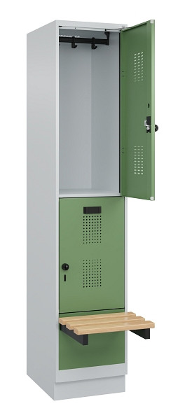 C+P Doppelstock-Spind Evolo PLUS, Bank, 2 Fächer, 1950x400x815mm, 7035/6011, Drehriegel, Sitzfläche Buche-Hartholz, mit Sockel, 049340-12 S10010