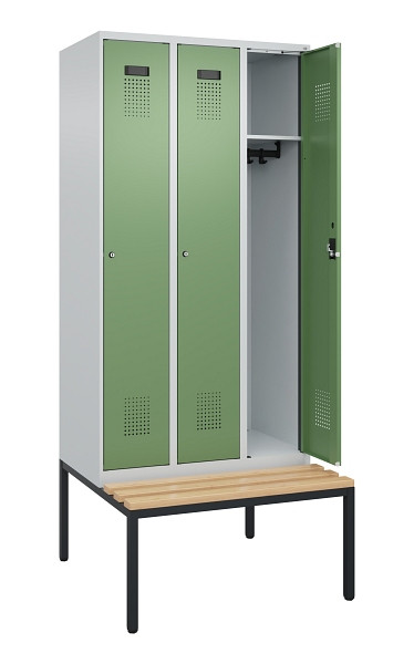 C+P Spind Evolo PLUS, 3 Abteile, 2120x900x815mm, 7035/6011, Haken 3, Zylinderschloss, Sitzfläche Buche-Hartholz, Sitzbank, 0490507-30 S10037