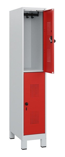 C+P Doppelstöckiger Spind Evolo PLUS, Füße, 2 Fächer, 1630x300x500mm, 7035/3020, Drehriegel, 0493105-10 S10005