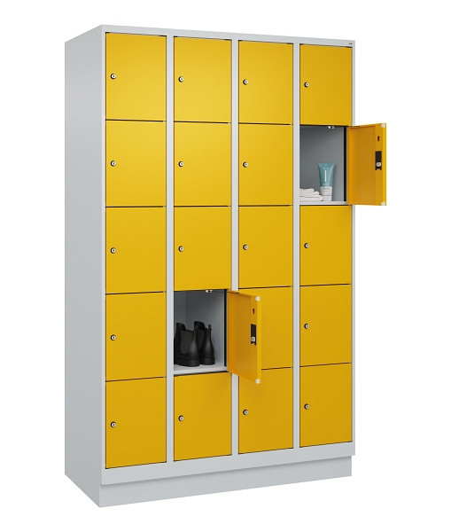 C+P Schließfachschrank Evolo PLUS, mit Sockel, 20 Fächer, 1950x1200x500mm, 7035/1004 Goldgelb, 049020-405 S10000