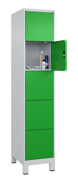 C+P Schließfachschrank Evolo PLUS, mit Füßen, 5 Fächer, 1950x400x500mm, 7035/60, Frontfarbe RAL 6037 Reingrün, 049010-125 S10011