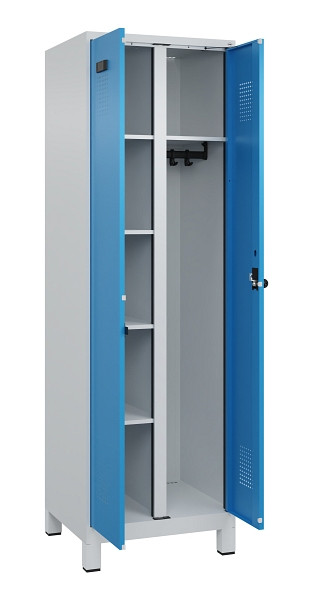 C+P Wäsche-/Garderobenspind Evolo PLUS, mit Füßen, 2 Abteile, 1950x600x500mm, 7, Frontfarbe RAL 5012 Lichtblau, Drehriegel, 049610-20 S10007
