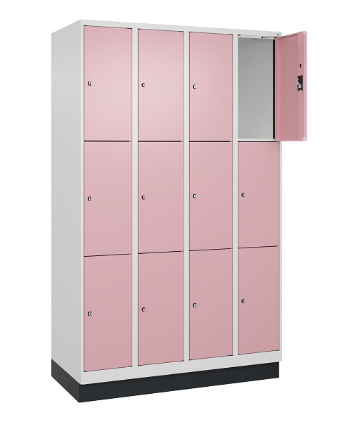 C+P Schließfachschrank Evolo PLUS, mit Sockel, 12 Fächer, 1950x1200x500mm, 9016/3015 Hellrosa, Abteile 4, Abteilbreite 300 mm, 049020-403 S10018