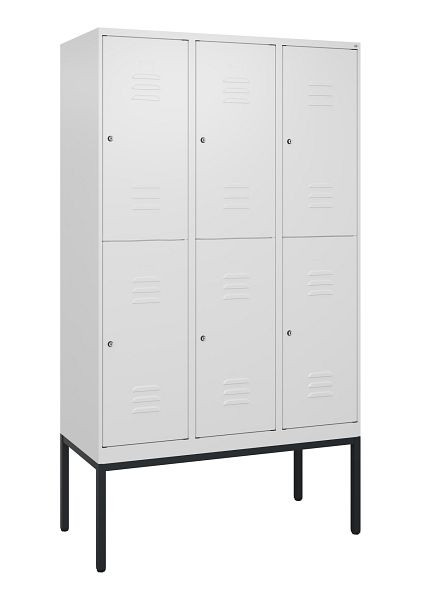 C+P Doppelstöckiger Spind Classic PLUS, Gestell, 3 Abteile, 2120x1200x500mm, 9016/9016, Zylinderschlösser, 0803307-32 S10029