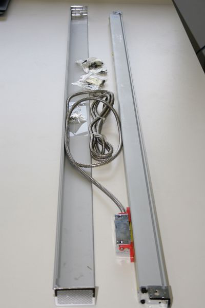 ELMAG Glasmeßstab Modell KA 600/1200 für digitale Positionsanzeige SINOIP53 Verfahrweg 1200mm, Einbaulänge 1370mm, 88842