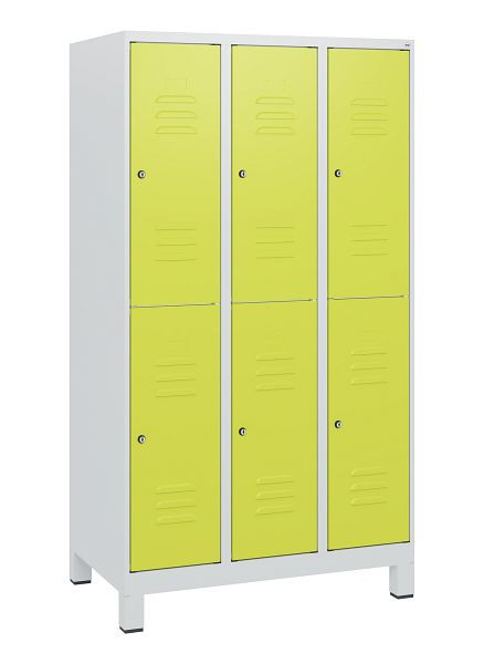 C+P Doppelstöckiger Spind Classic PLUS, Füße, 3 Abteile, 1630x900x500mm, 7035/0024, Zylinderschlösser, 0803105-30 S10040