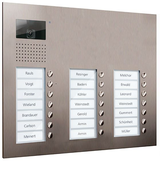 TCS Video Außenstation Serie AVU mit 21 Klingeltasten (rechtsbündig), 3-spaltig, UP Edelstahl, AVU16210-0030
