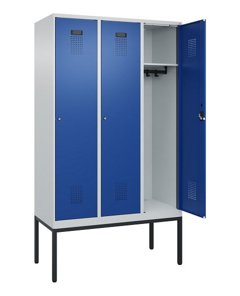 C+P Spind Evolo PLUS, Gestell, 3 Abteile, 2120x1200x500mm, 7035/5010, Verschluss Zylinderschloss, Ablageböden 3, 0490307-32 S10033