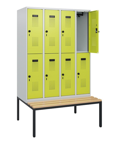 C+P Doppelstöckiger Spind Evolo PLUS, Bank, 8 Fächer, 1950x1200x815mm, 7035/0024, Drehriegel, Sitzfläche Buche-Hartholz, Sitzbank, 0493505-40 S10015