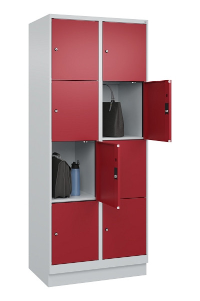 C+P Schließfachschrank Evolo PLUS, mit Sockel, 8 Fächer, 1950x800x500mm, 7035/30, Frontfarbe RAL 3003 Rubinrot, 049020-224 S10004