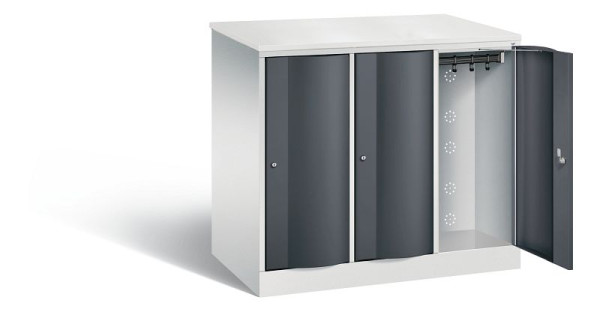 C+P XL-Schließfachschrank Resisto, H1077xB1148xT640mm, Farbe: Lichtgrau / Schwarzgrau, 8271-373 S10057
