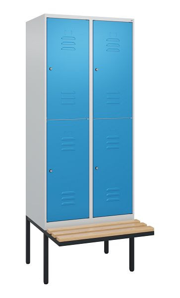 C+P Doppelstöckiger Spind Classic PLUS, 2 Abteile, 2120x800x815mm, 7035/5012, Zylinderschlösser, Buche-Sitzleisten, Sitzfläche, 0803407-22 S10094