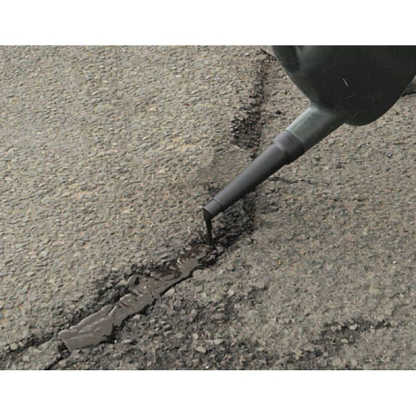 Stein HGS Asphalt Rissfüller zur Reparatur kleinerer Risse, 5 Liter, für Innen- und Außenbereich, 15319