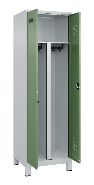 C+P PSA Schwarz-Weiß-Spind Evolo PLUS, mit Füßen, 2 Abteile, 1950x600x500mm, 70, Frontfarbe RAL 6011 Resedagrün, Zylinderschloss, 049012-20P S10037