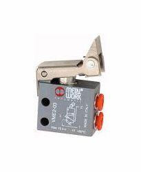 Metal Work 3/2-Wege-Miniaturventil, Rollenhebel mit freiem Rücklauf, 106392