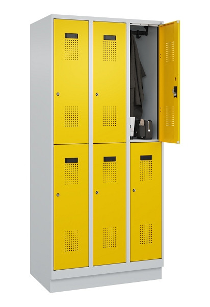 C+P Doppelstöckiger Spind Evolo PLUS, mit Sockel, 6 Fächer, 1950x900x500mm, 7035, Frontfarbe RAL 1023 Verkehrsgelb, Zylinderschloss, 049320-30 S10028